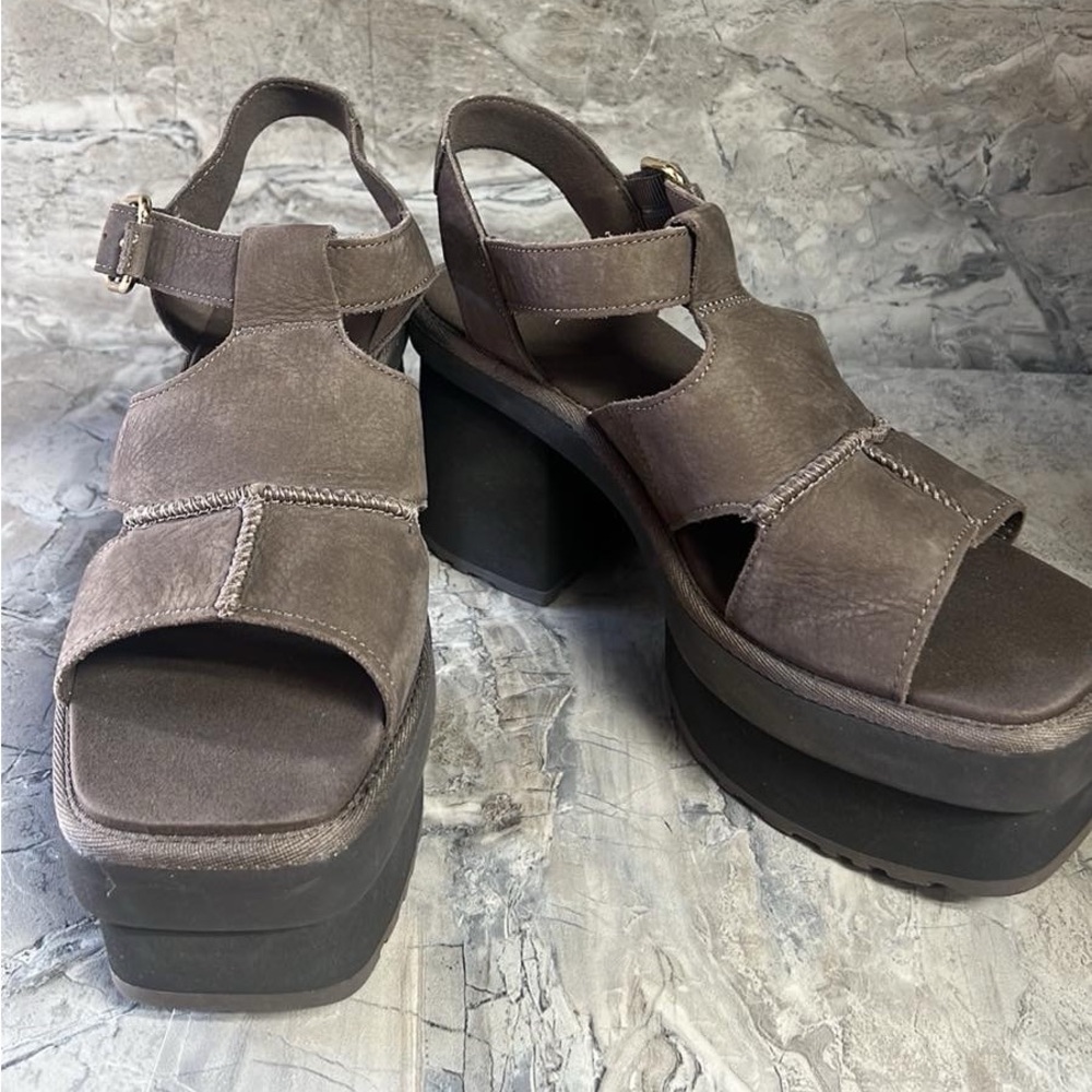 New Heights Platform Sandal (Women) - Picture 8 of 8